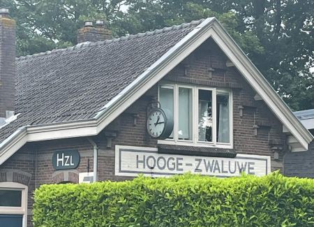 BD Hooge Zwaluwe.